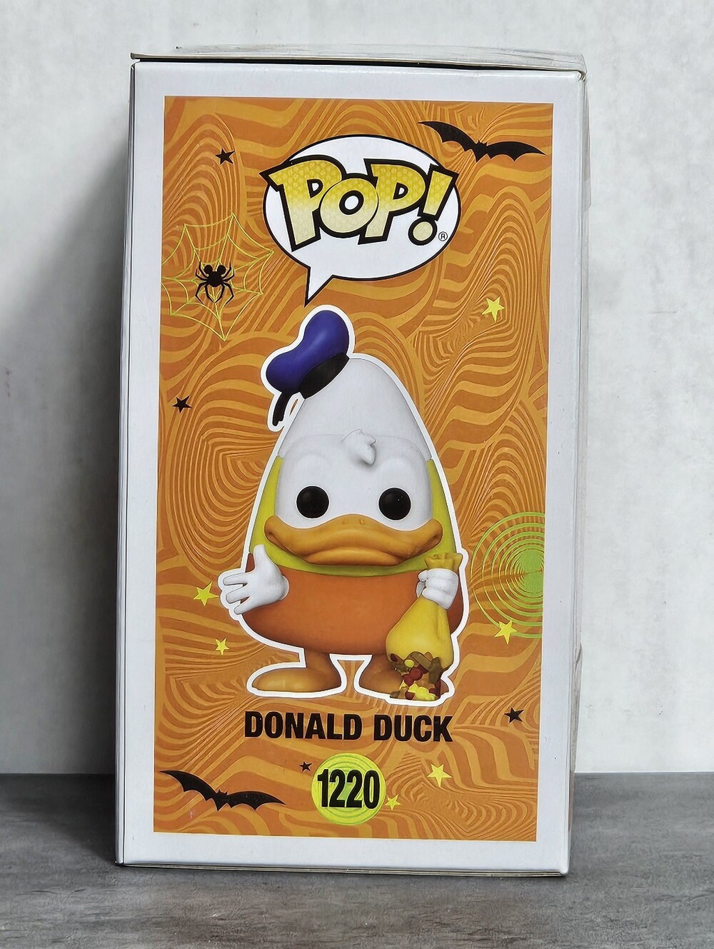 DONALD DUCK FUNKO POP #1220 - Picture 4 of 5